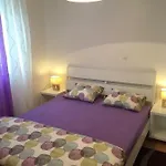 Ema Apartament Srima